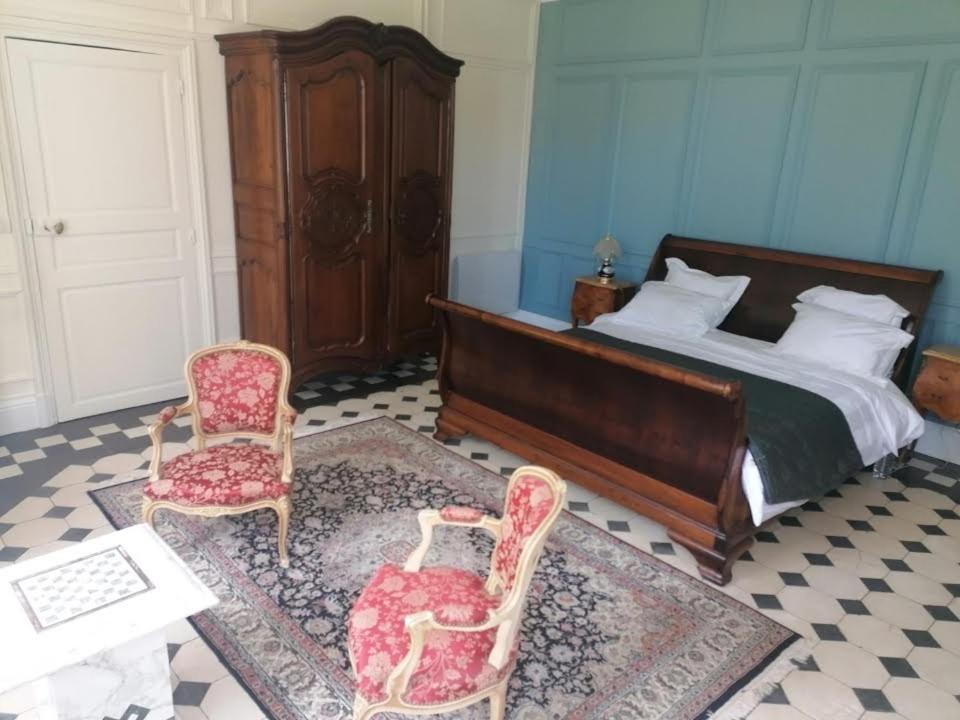 Chateau De Maucouvent Challuy Екстериор снимка